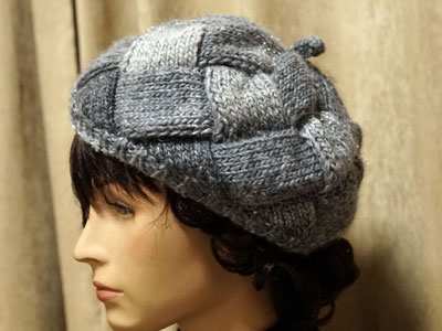 バスケット編みの帽子
